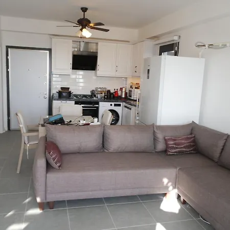 Apartment Guendogan Bahceli Plaj Kullanimli Iyi Esyali Begonvilli Yeni Ev *