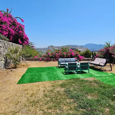 Apartament Guendogan Bahceli Plaj Kullanimli Iyi Esyali Begonvilli Yeni Ev
